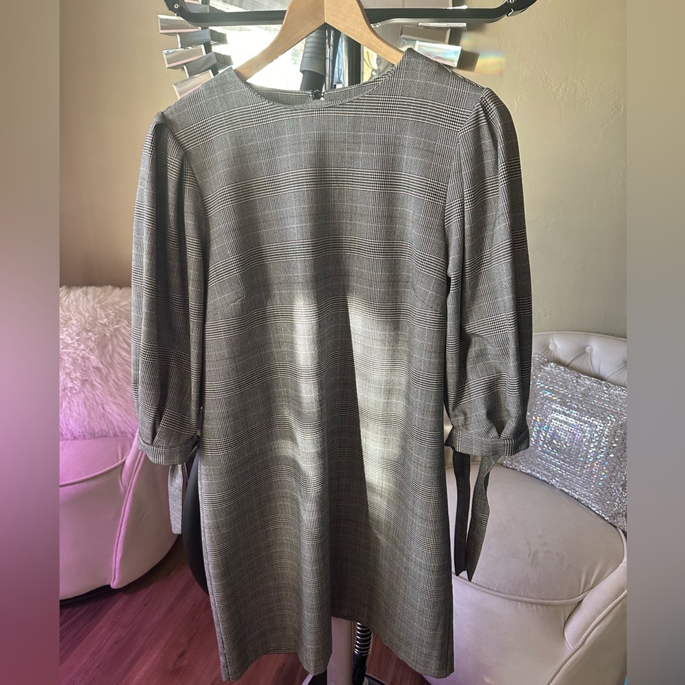 H&M dress